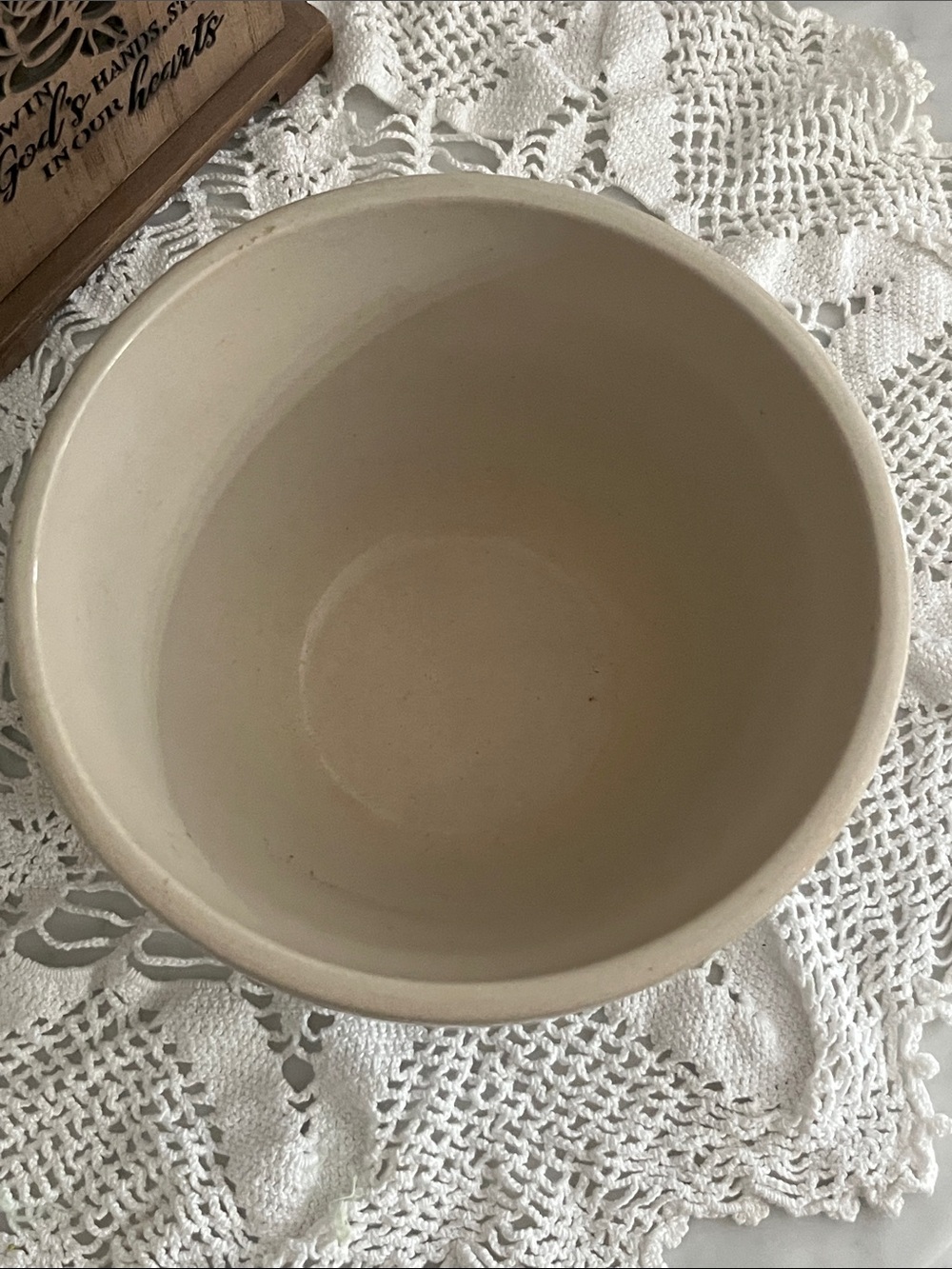 Vintage RRP Co 9.5 Inch Stoneware Mixing Bowl Double Blue Stripe Ohio USA - Picture 2 of 5
